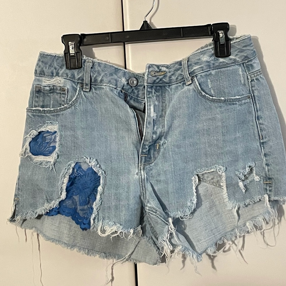 Distressed Shorts with Lace